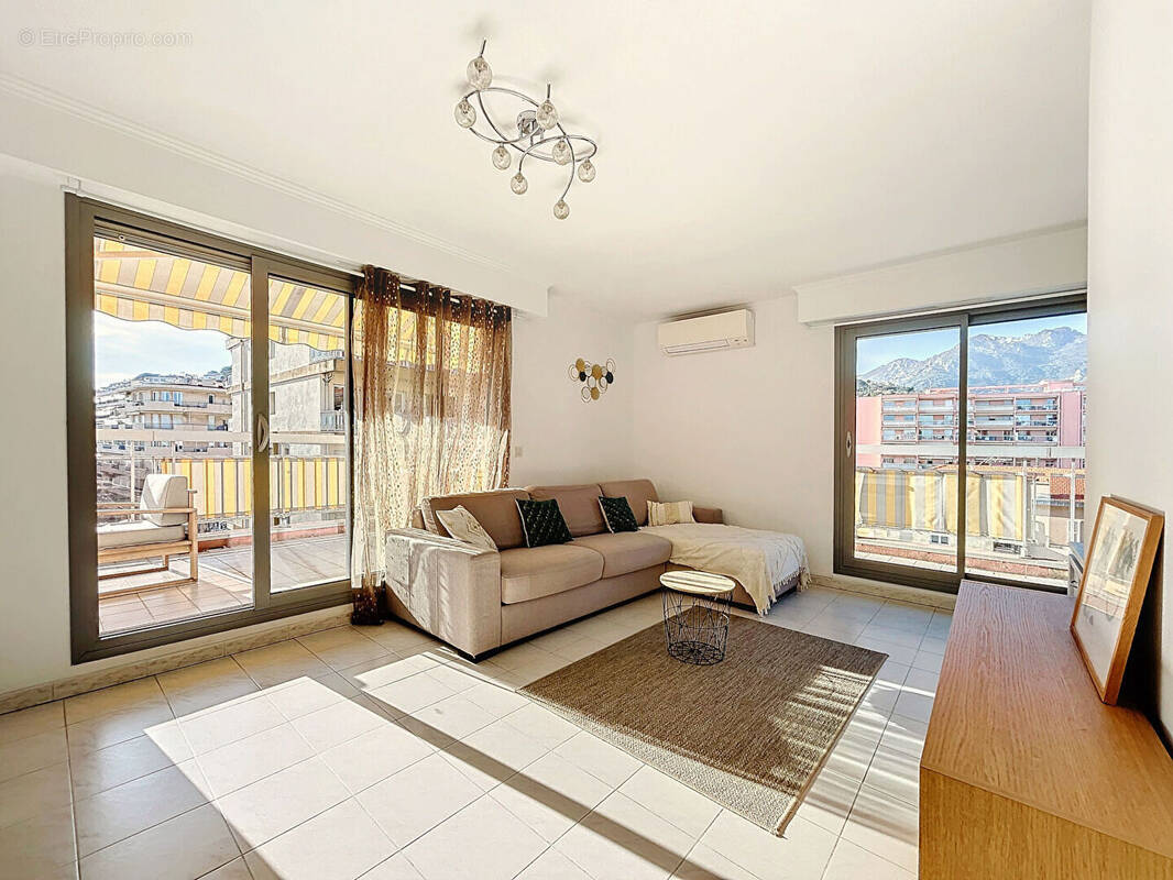 Appartement à MENTON