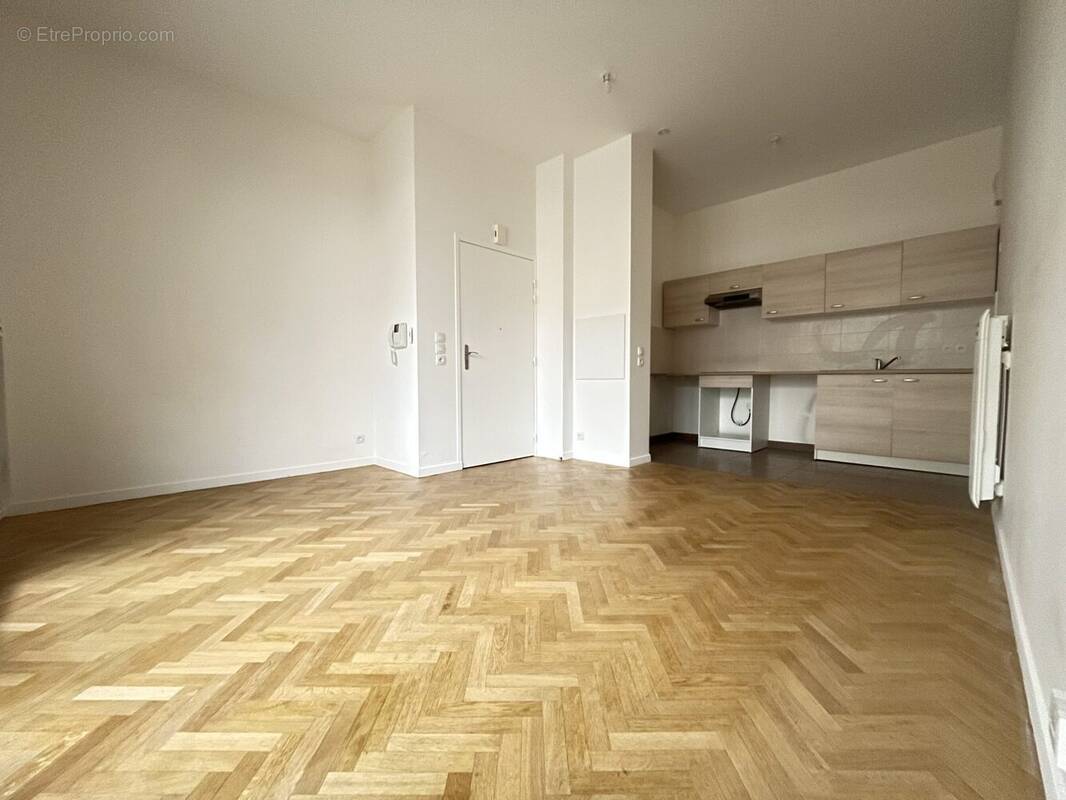 Appartement à MONTROUGE