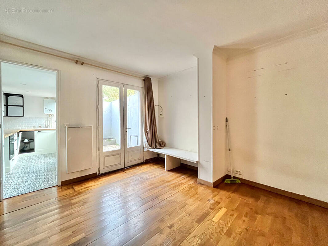 Appartement à FONTENAY-SOUS-BOIS