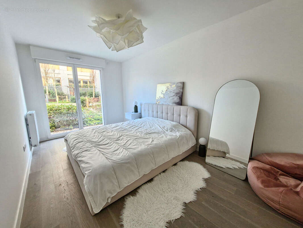 Appartement à ISSY-LES-MOULINEAUX