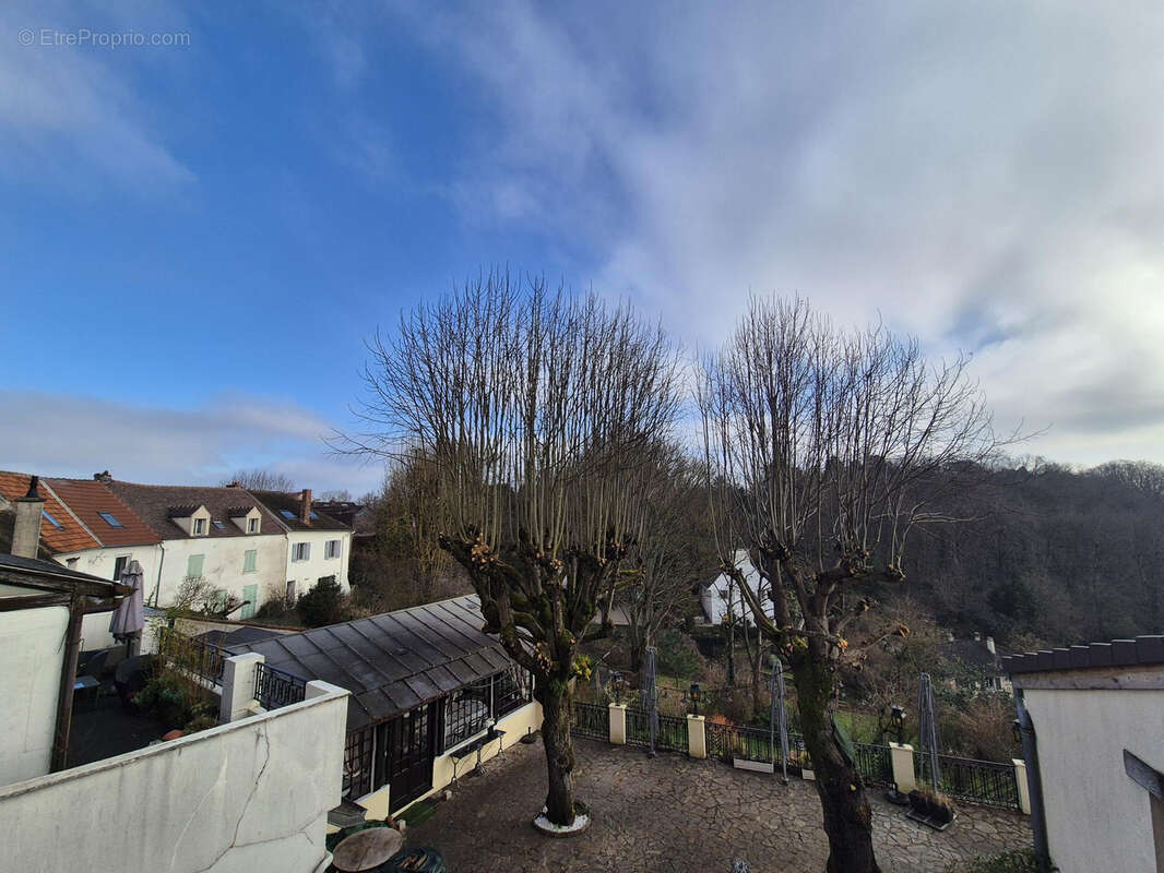 Appartement à CHATEAUFORT