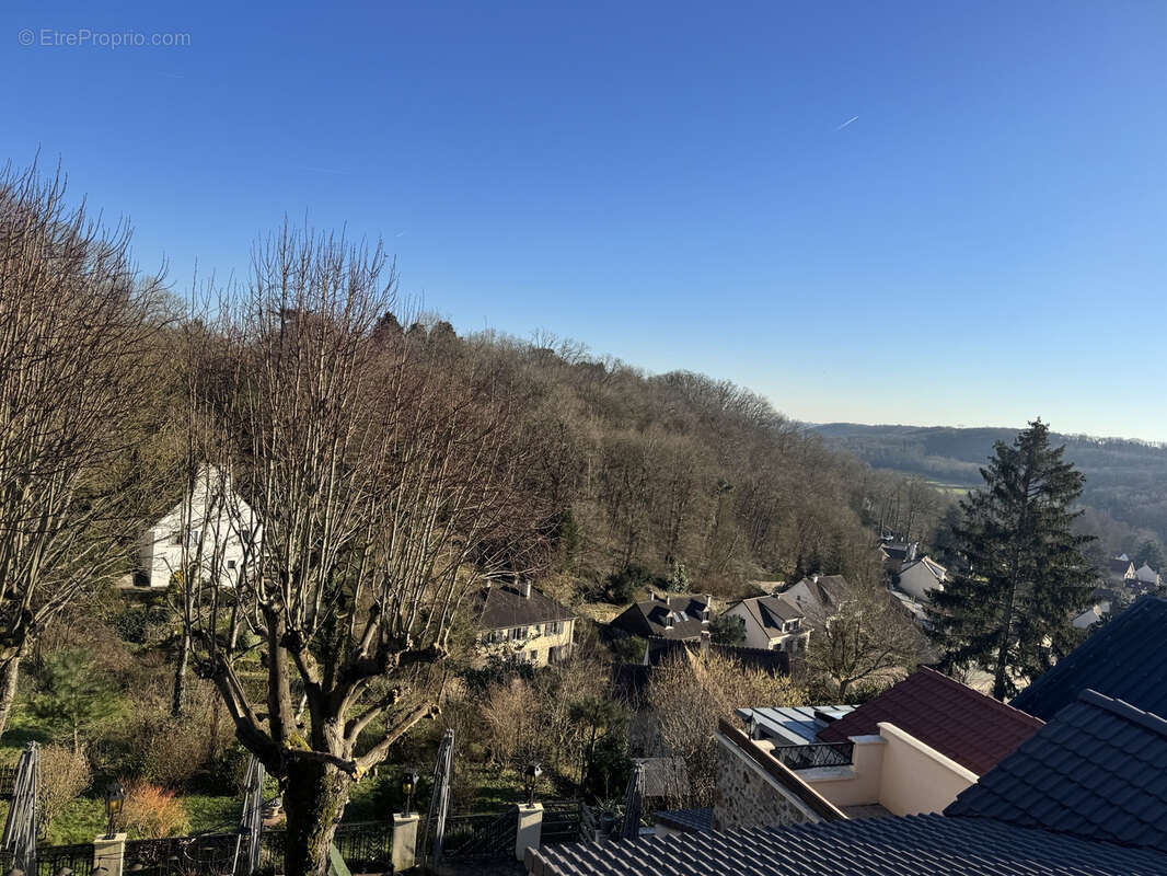 Appartement à CHATEAUFORT