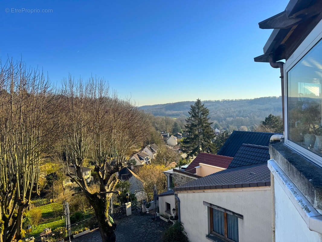 Appartement à CHATEAUFORT