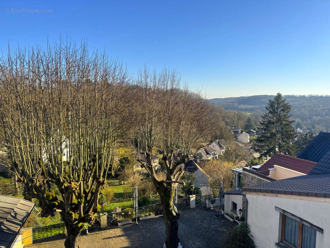 Appartement à CHATEAUFORT