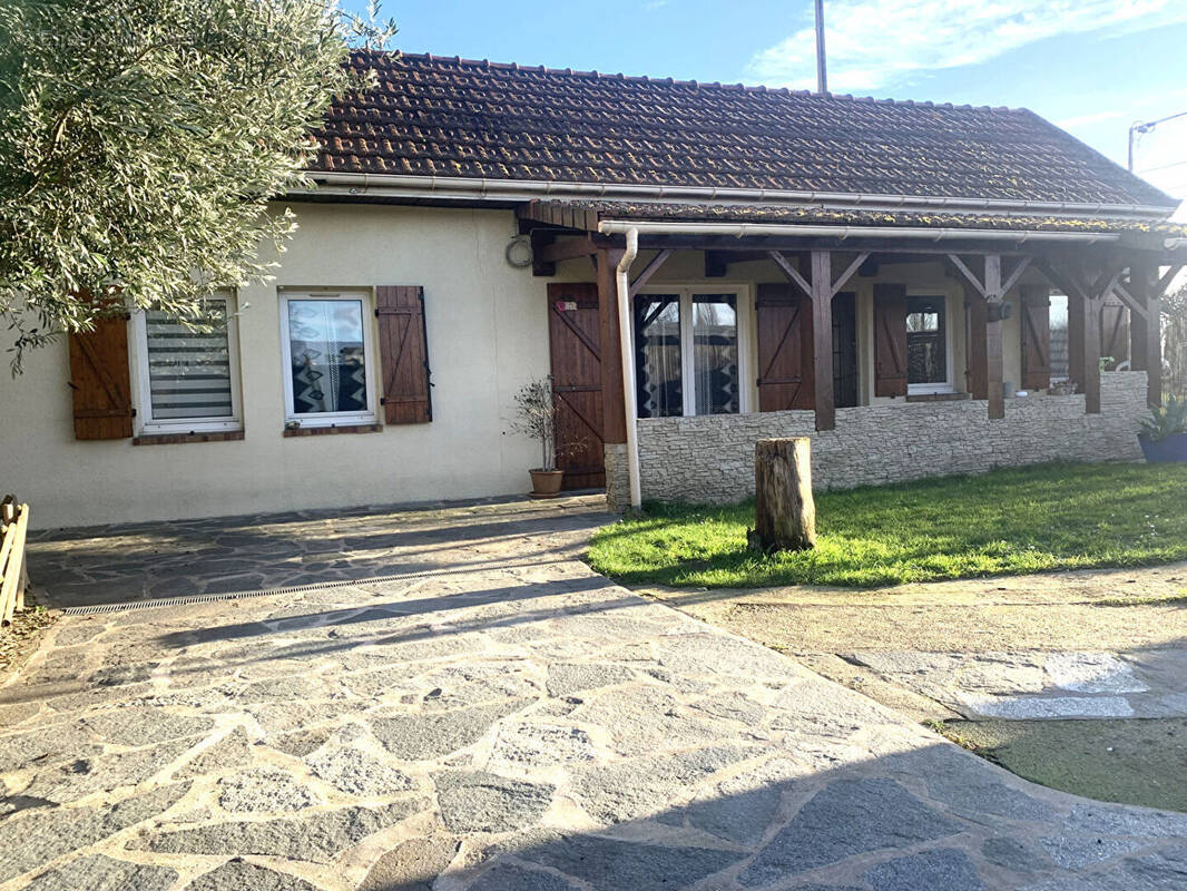 Maison à ERAGNY