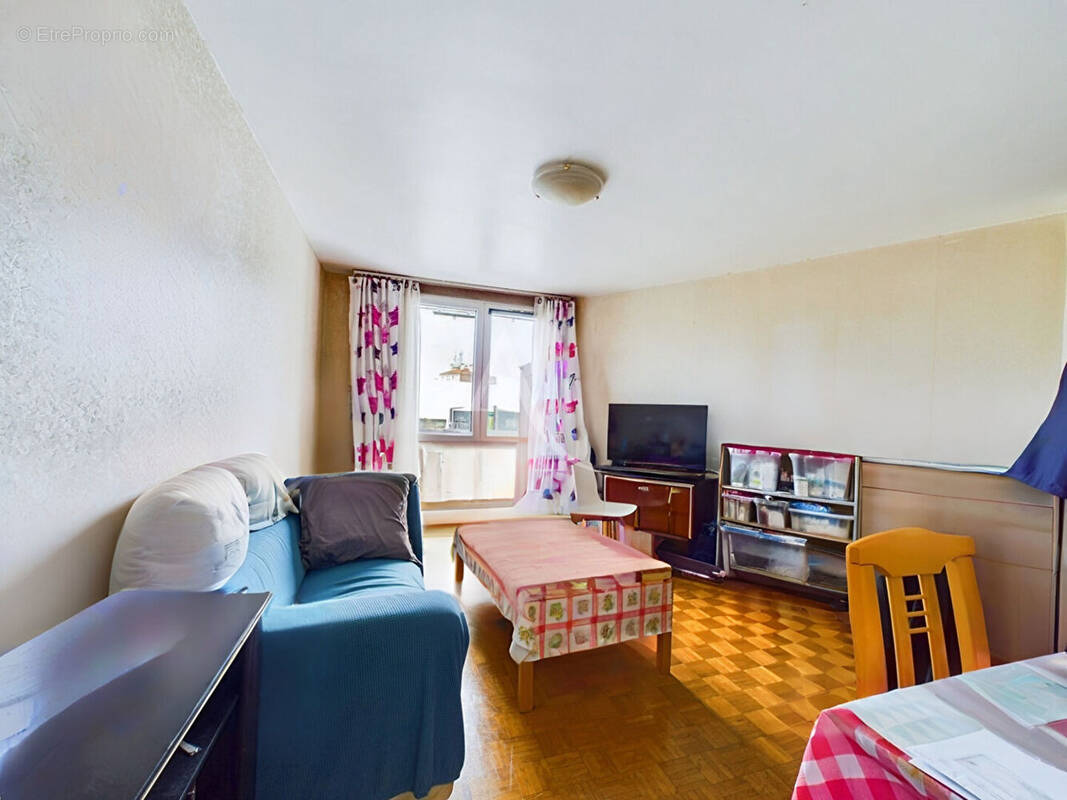 Appartement à VITRY-SUR-SEINE