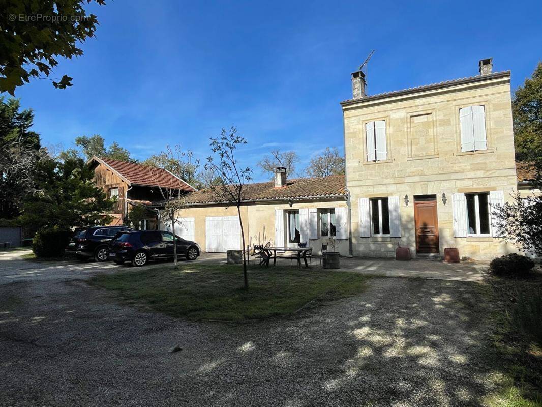 Maison à PESSAC