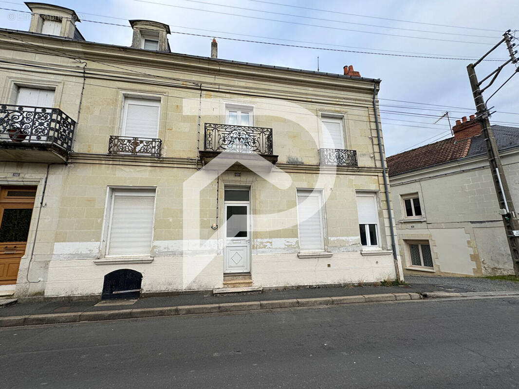 Maison à CHATELLERAULT