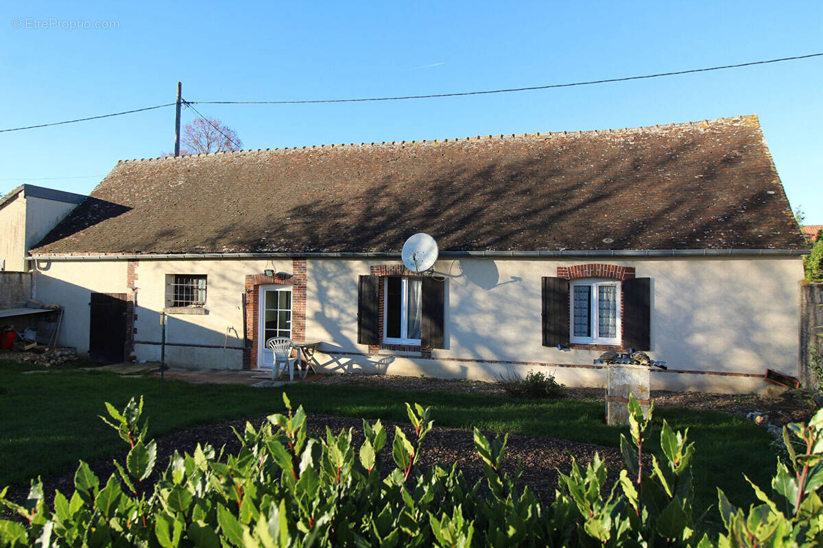 Maison à TREON