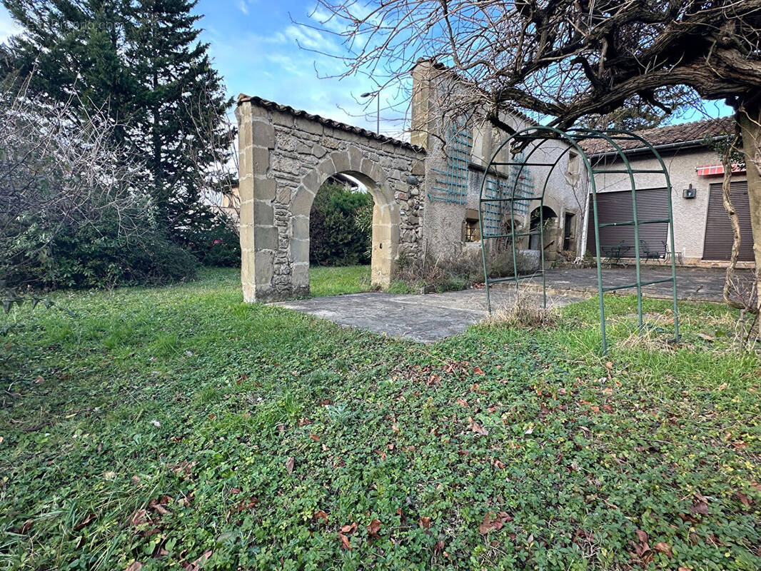 Maison à ROMANS-SUR-ISERE