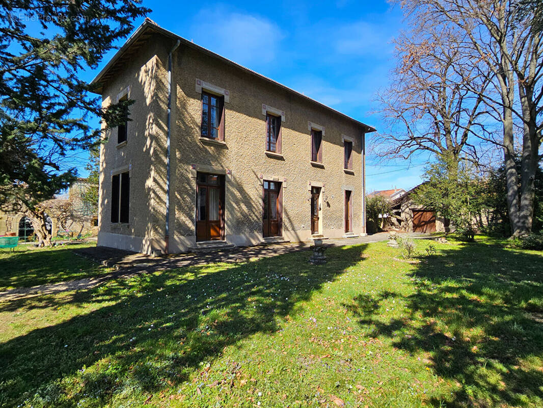 Maison à ROMANS-SUR-ISERE