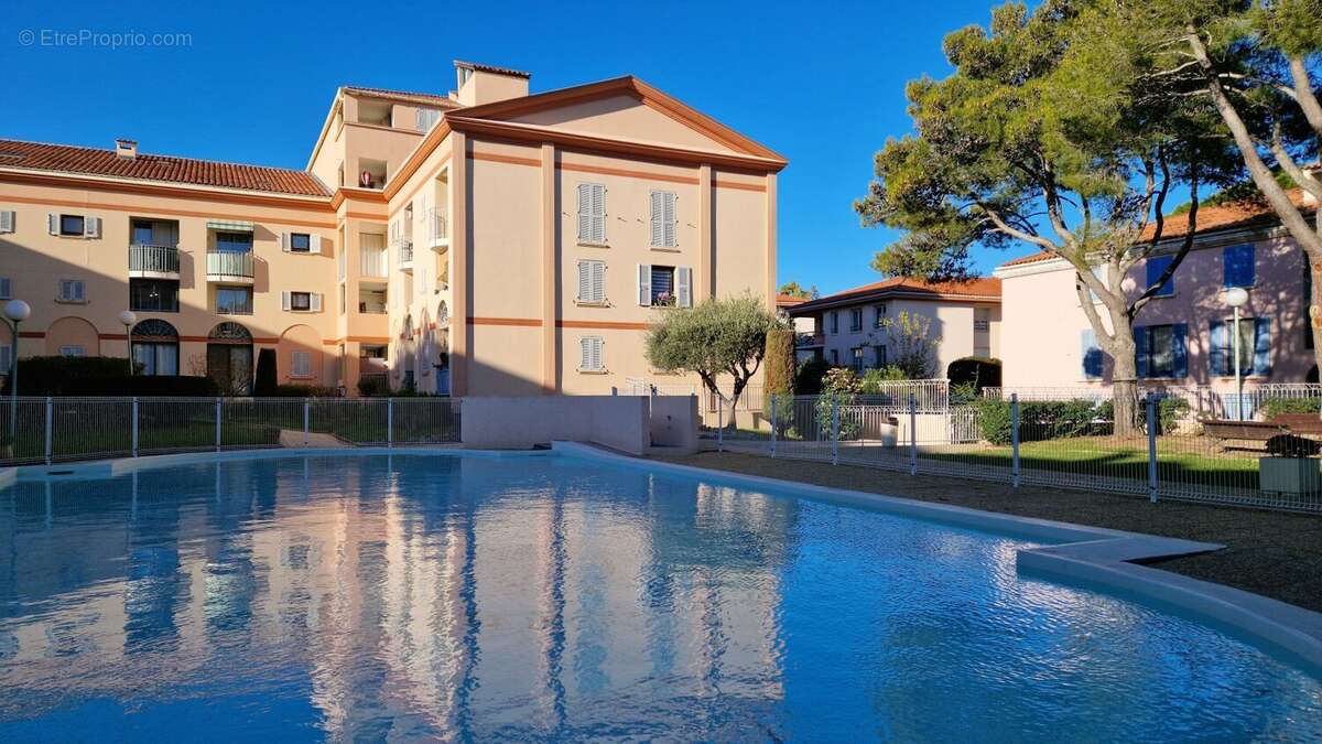 Appartement à FREJUS