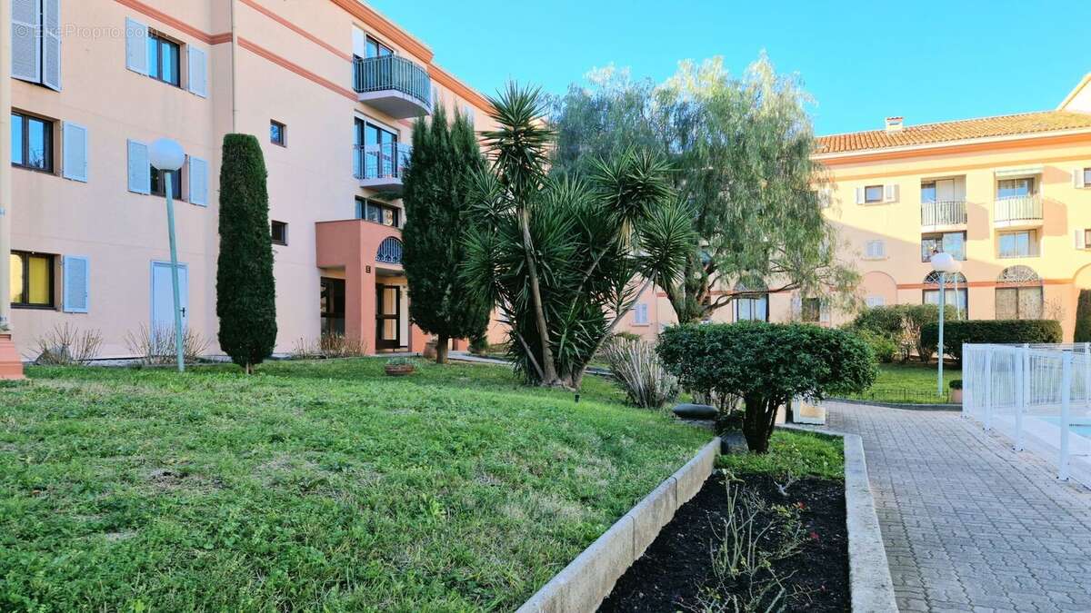 Appartement à FREJUS