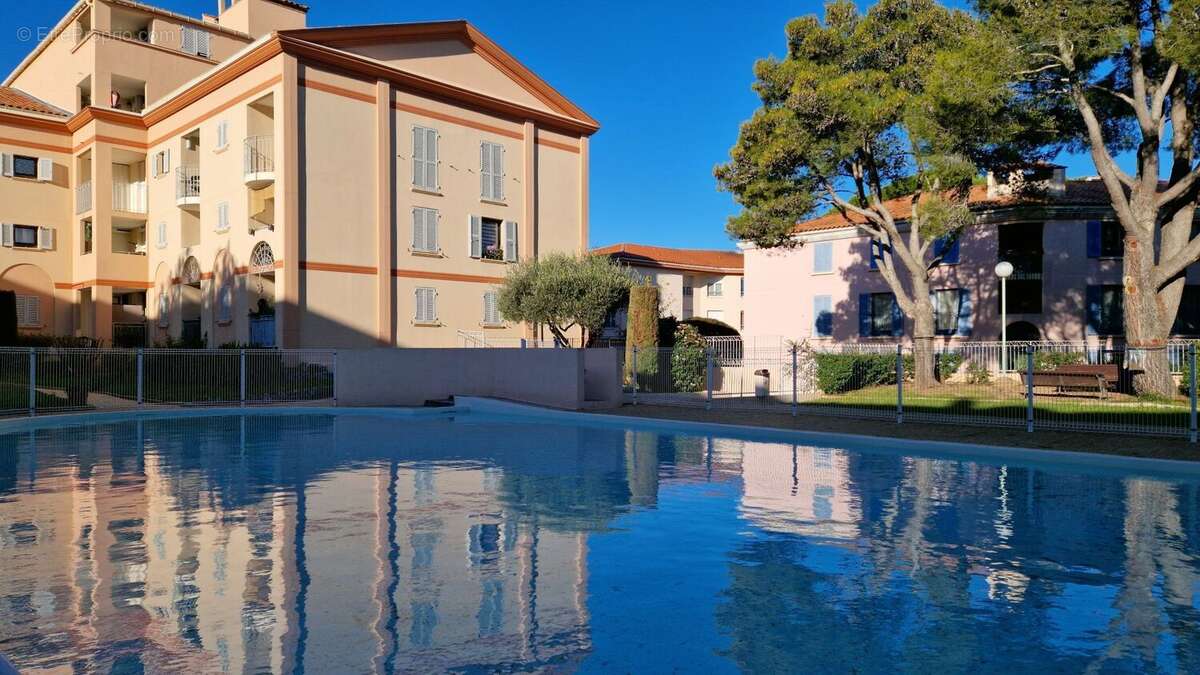 Appartement à FREJUS