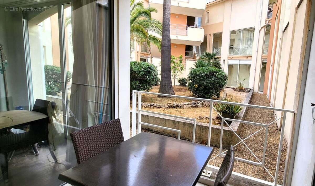 Appartement à FREJUS