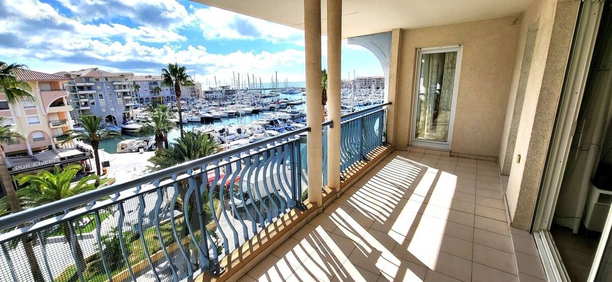 Appartement à FREJUS