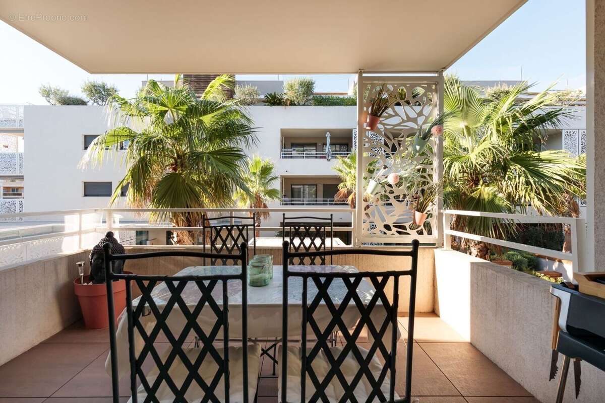 Appartement à FREJUS