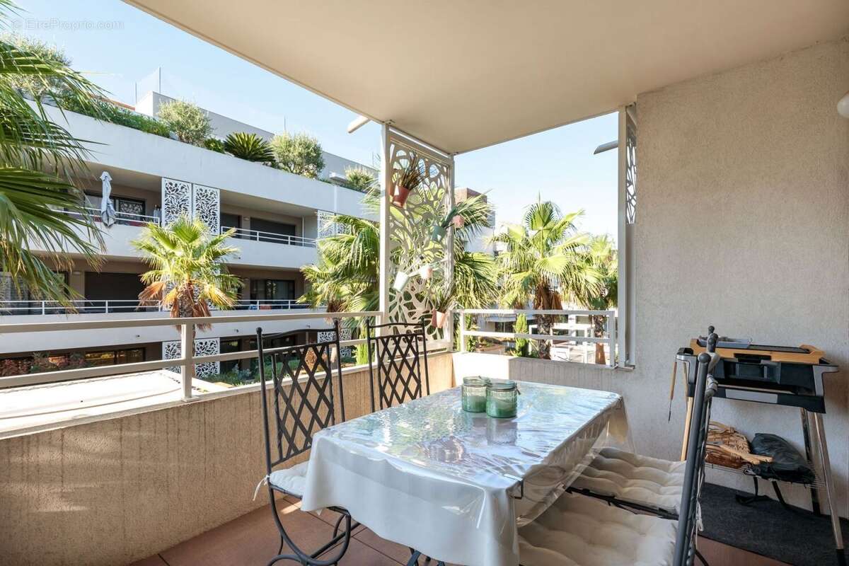 Appartement à FREJUS