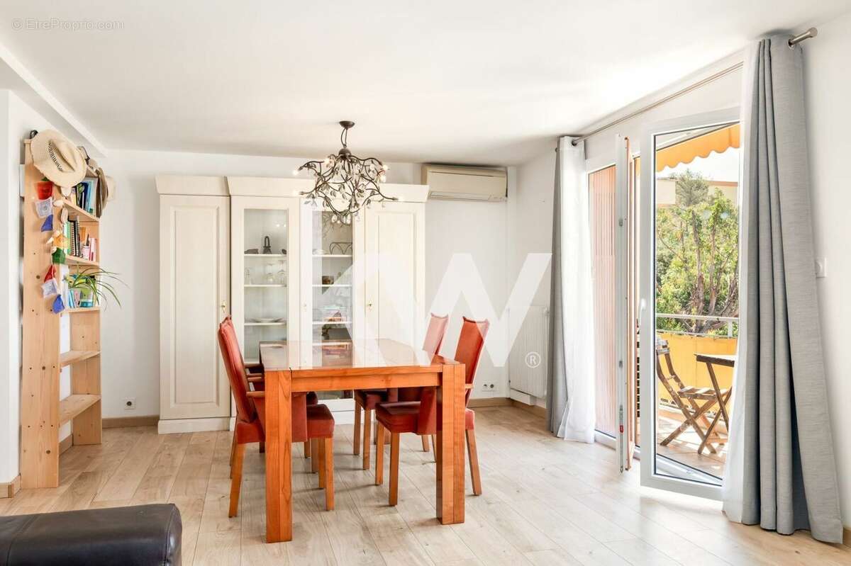 Appartement à SAINT-RAPHAEL