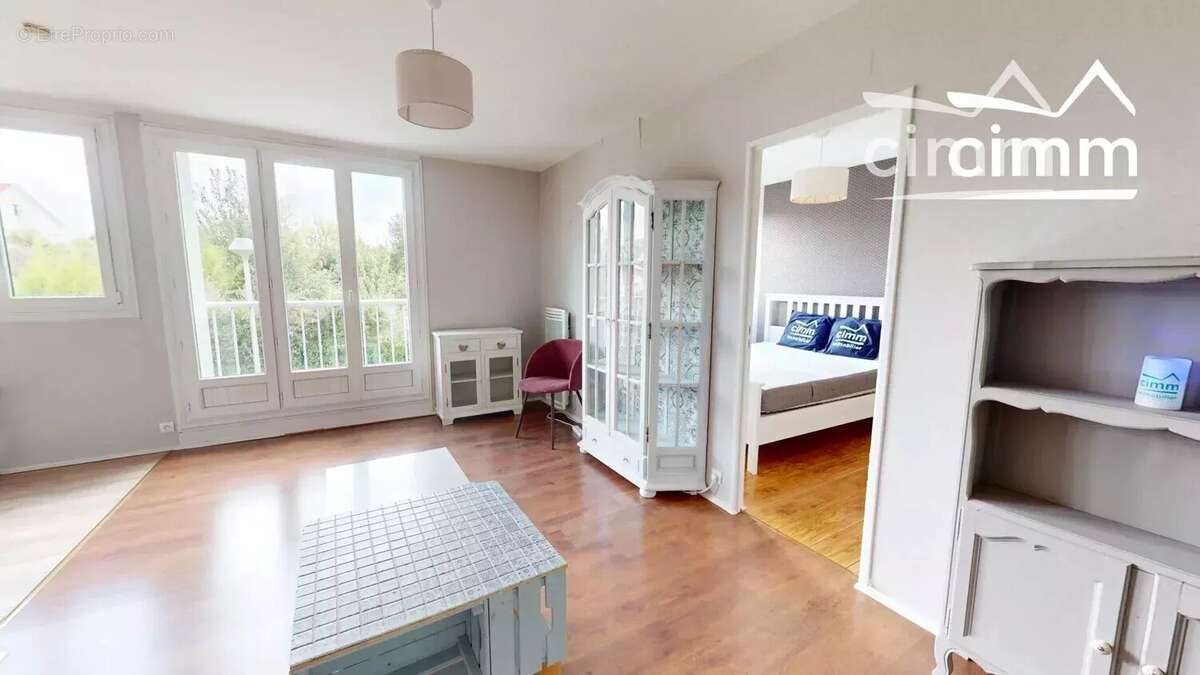 Appartement à SAINT-JEAN-LE-BLANC