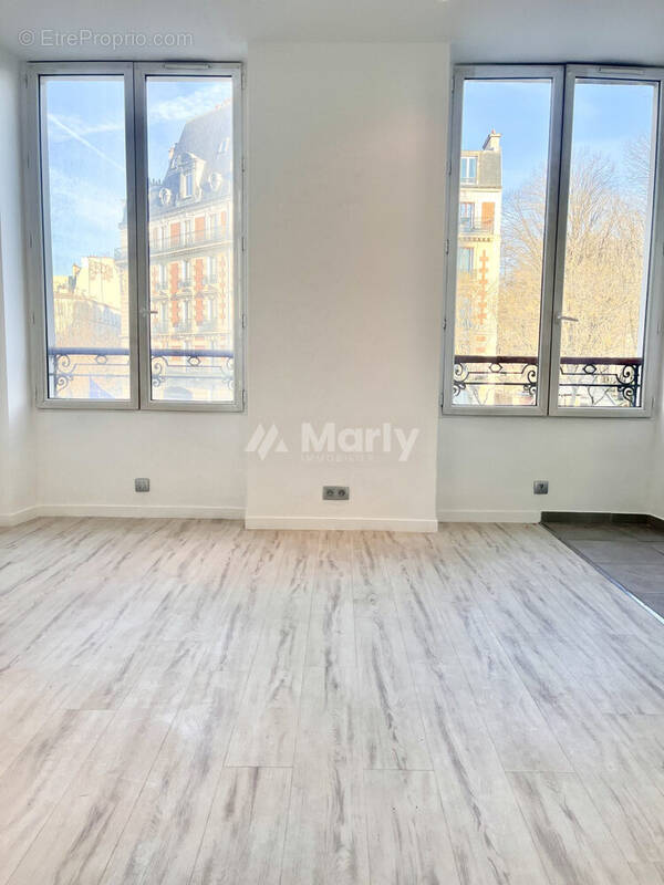 Appartement à PARIS-11E