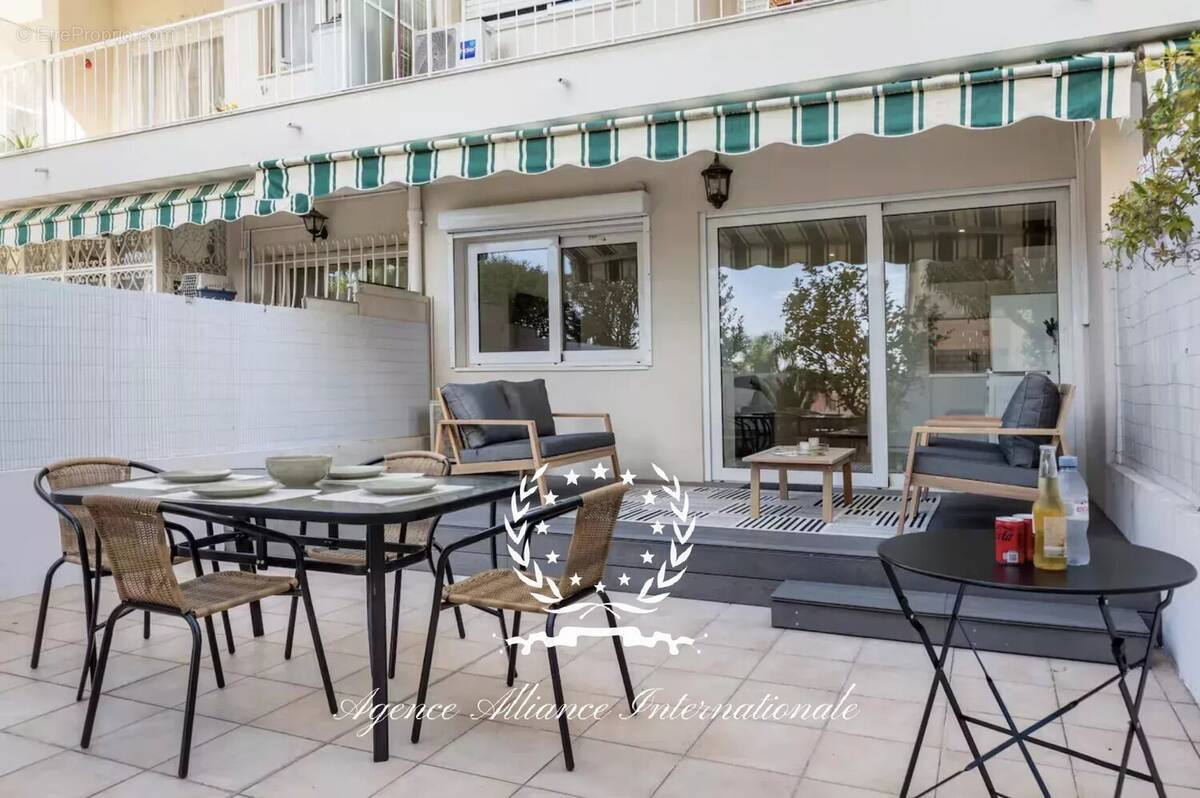 Appartement à CANNES