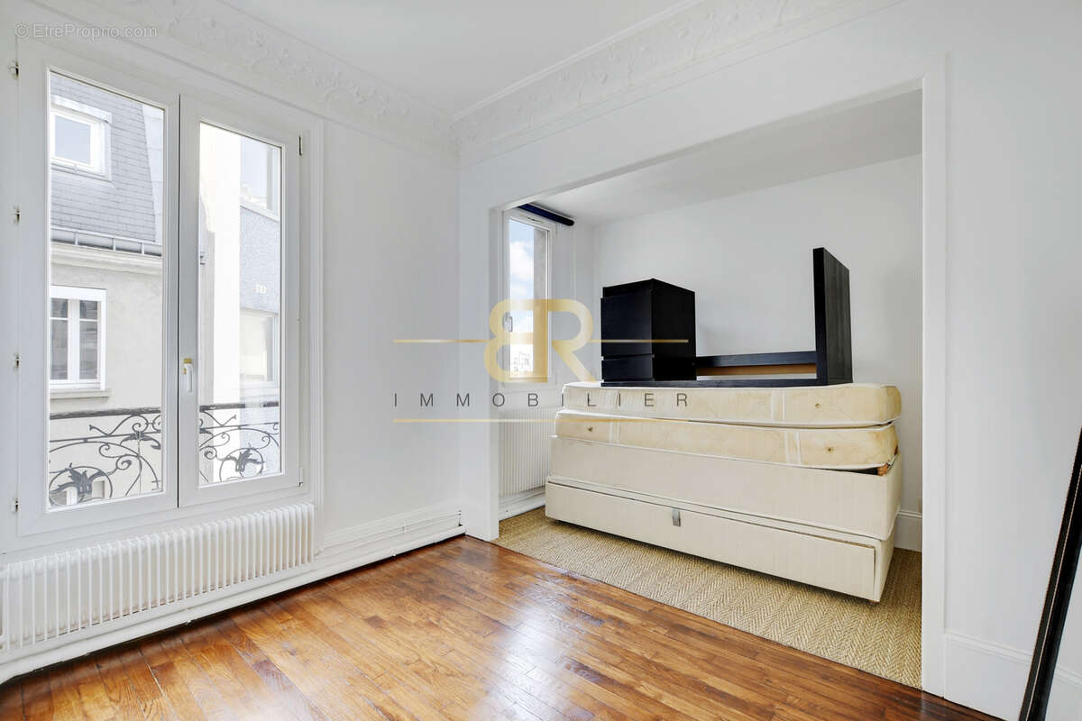 Appartement à PARIS-5E