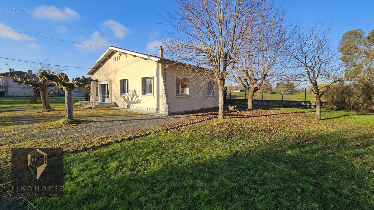 Maison à L&#039;ISLE-EN-DODON