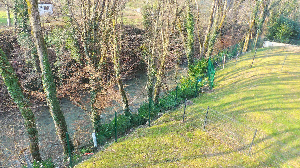 Vue de la terrasse - Appartement à GRESY-SUR-AIX