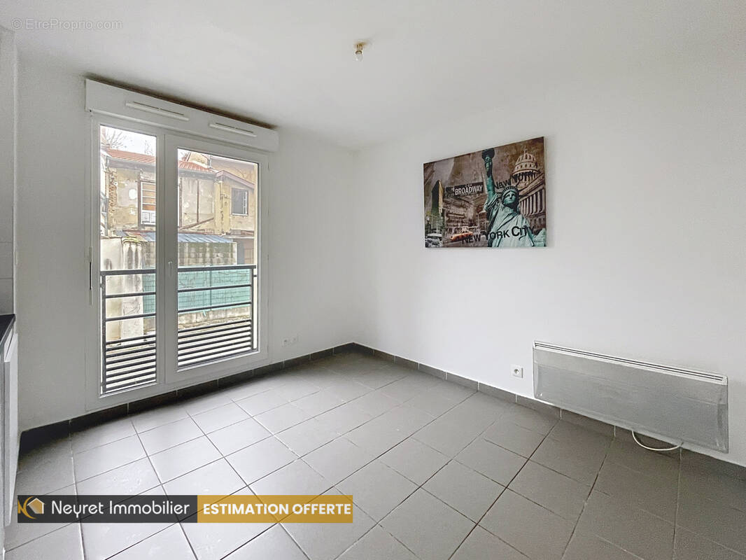 Appartement à SAINT-GENIS-LAVAL