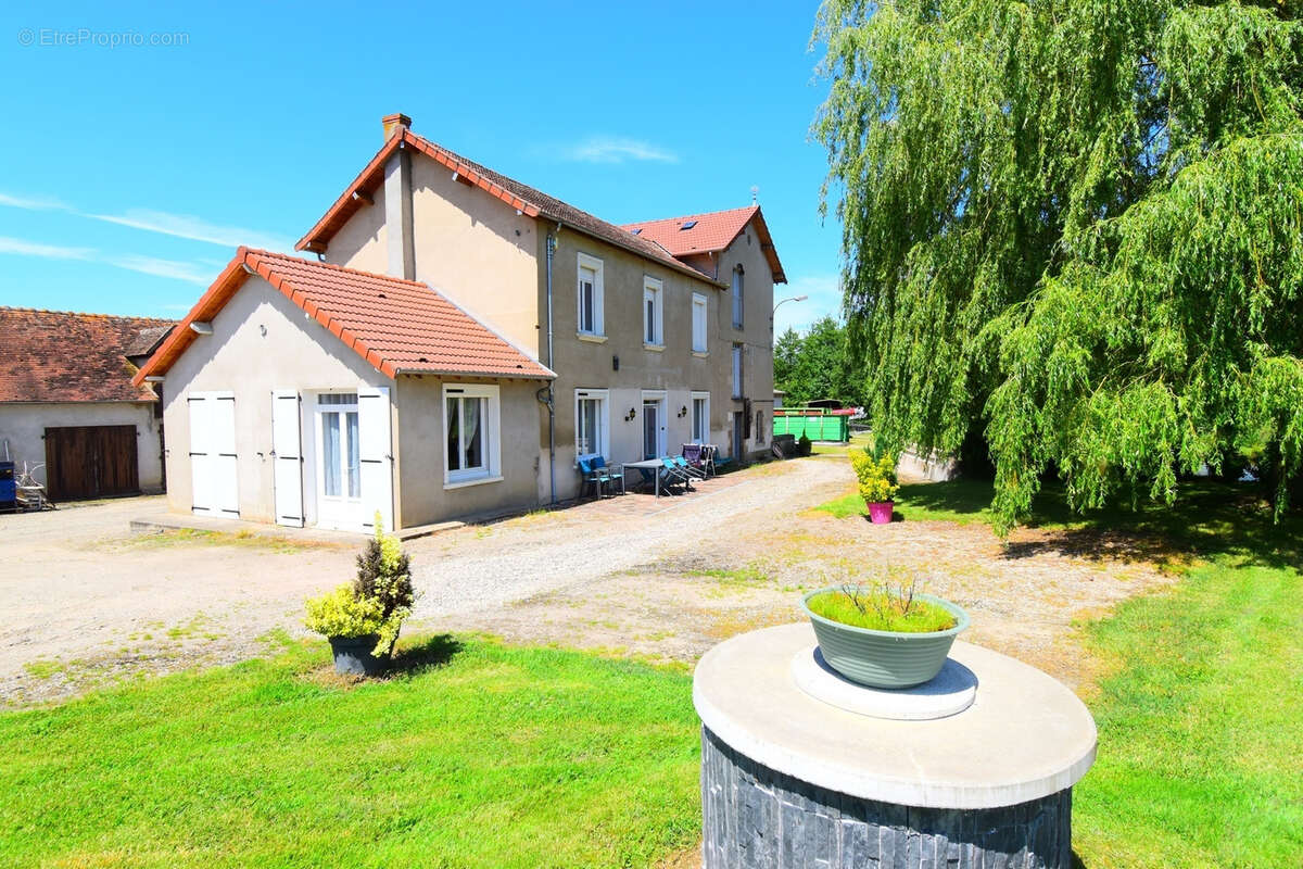 Maison à MOULINS