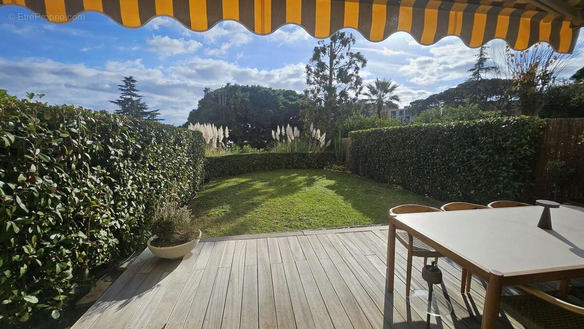 Appartement à CANNES