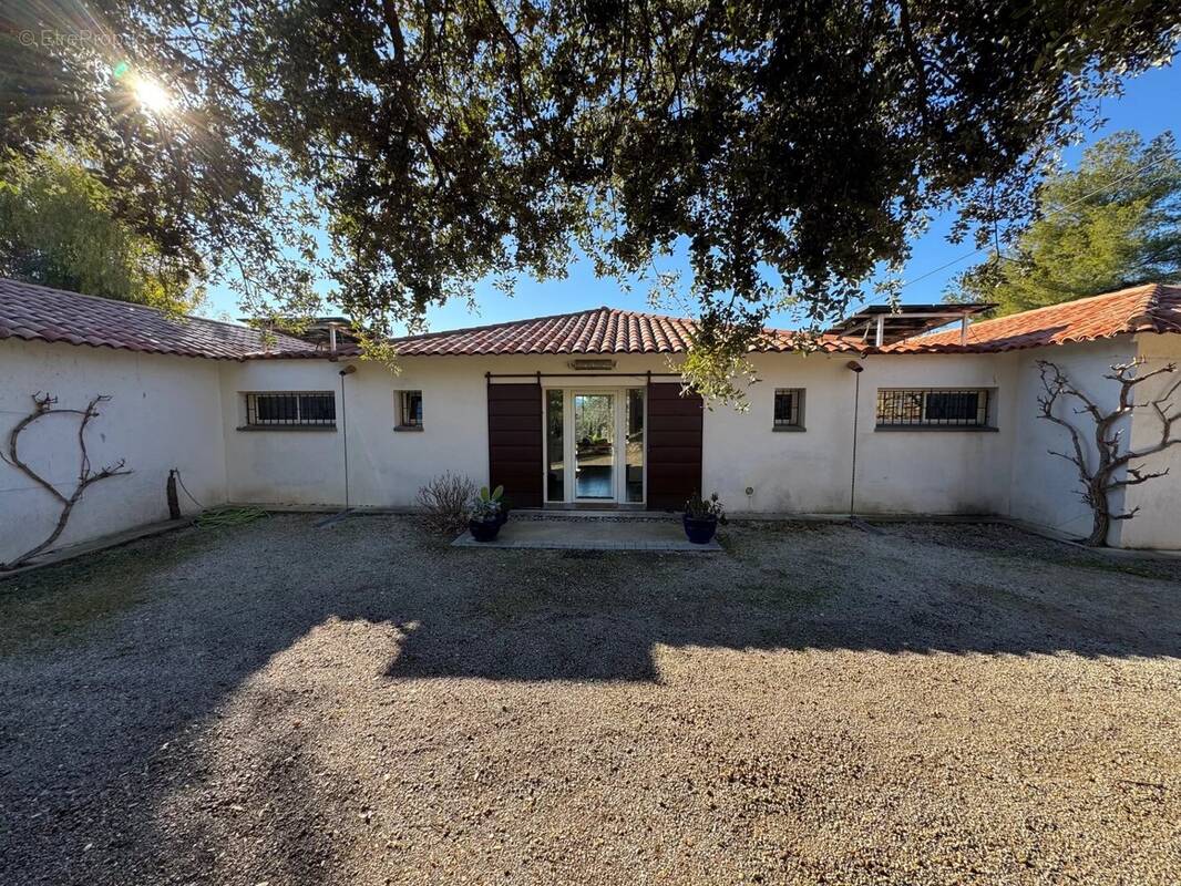 Maison à MOISSAC-BELLEVUE