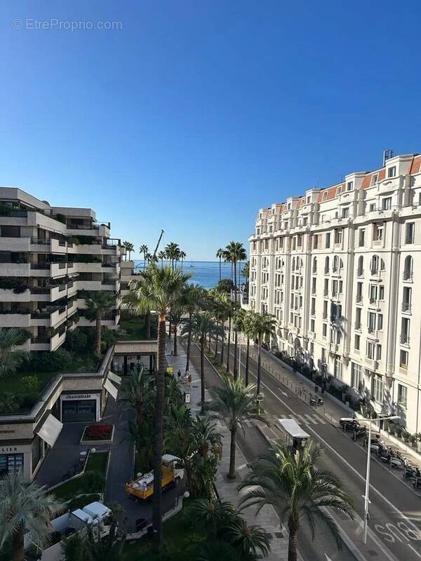 Appartement à CANNES