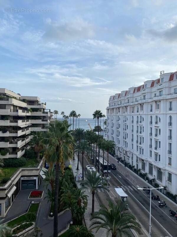 Appartement à CANNES