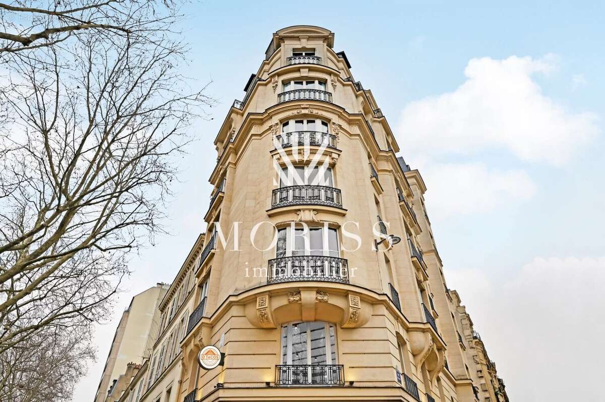 Appartement à PARIS-14E