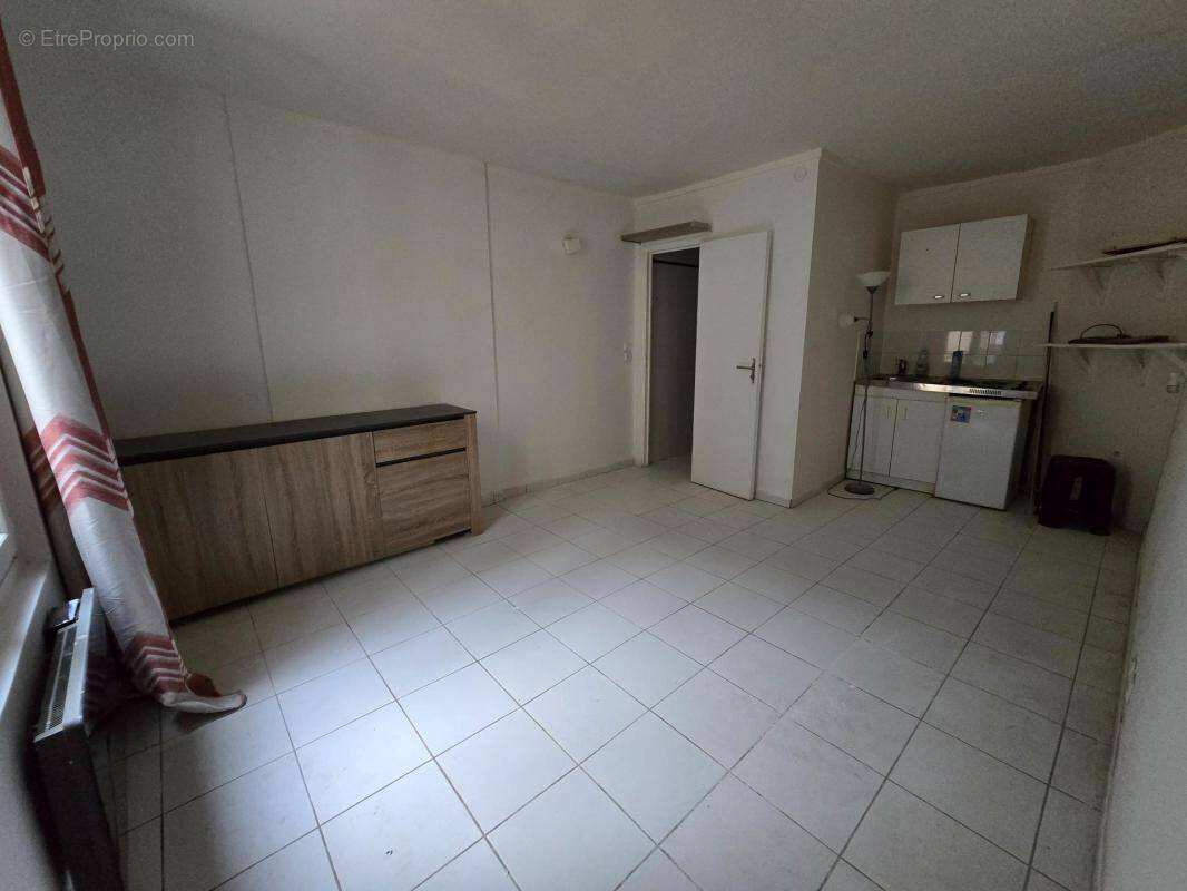 Appartement à PARIS-10E