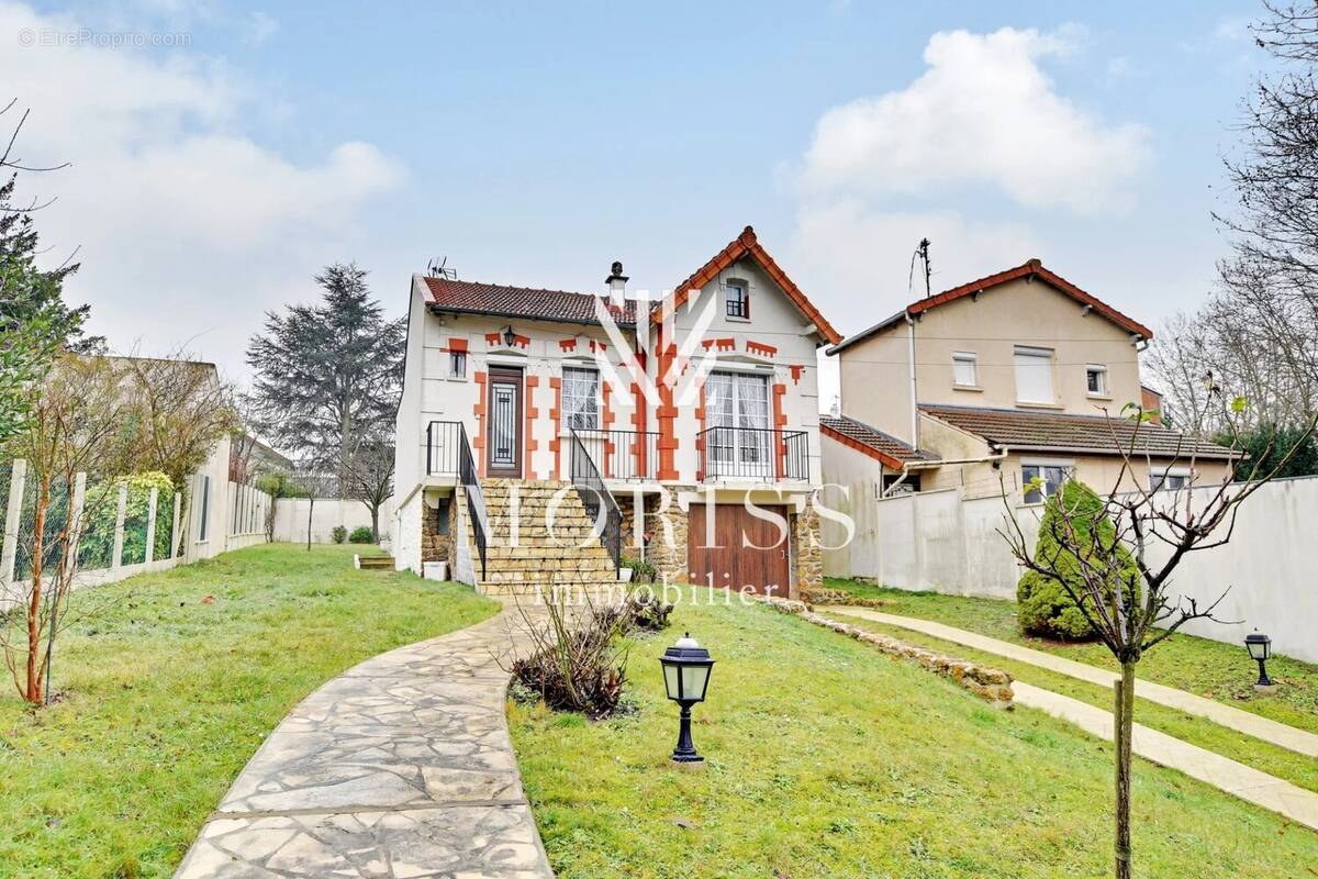 Maison à FONTENAY-SOUS-BOIS