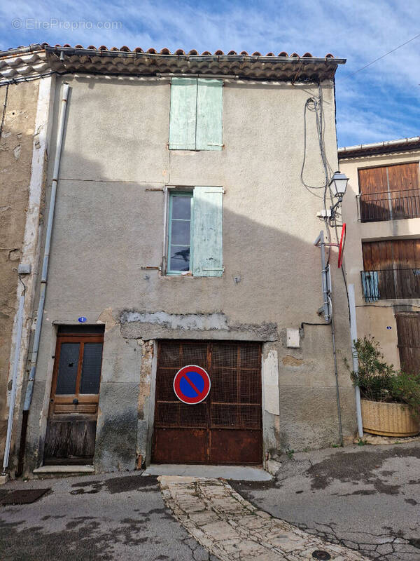 Maison à PEYRUIS