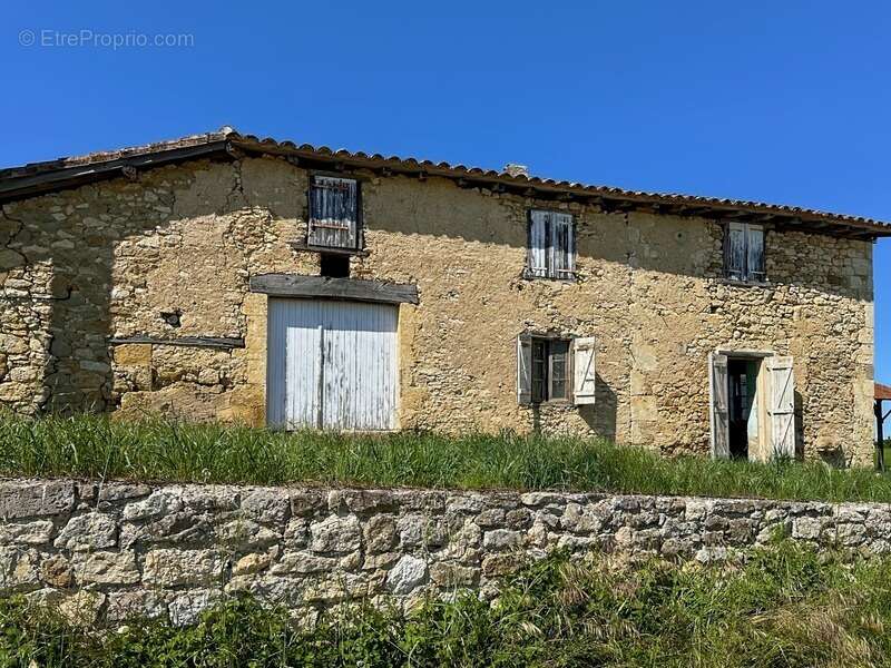 Maison à BAZIAN