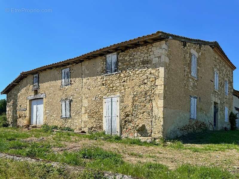 Maison à BAZIAN