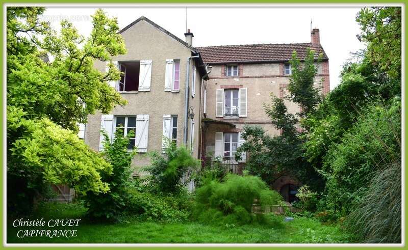 Maison à PONT-SUR-YONNE