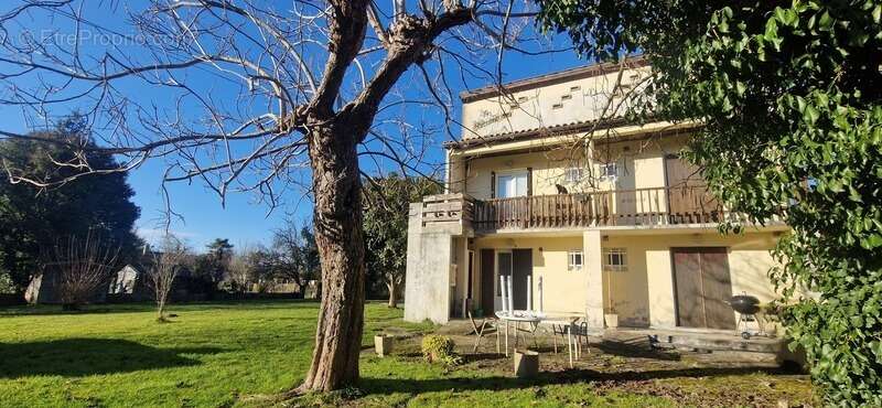 Appartement à CAZAUBON