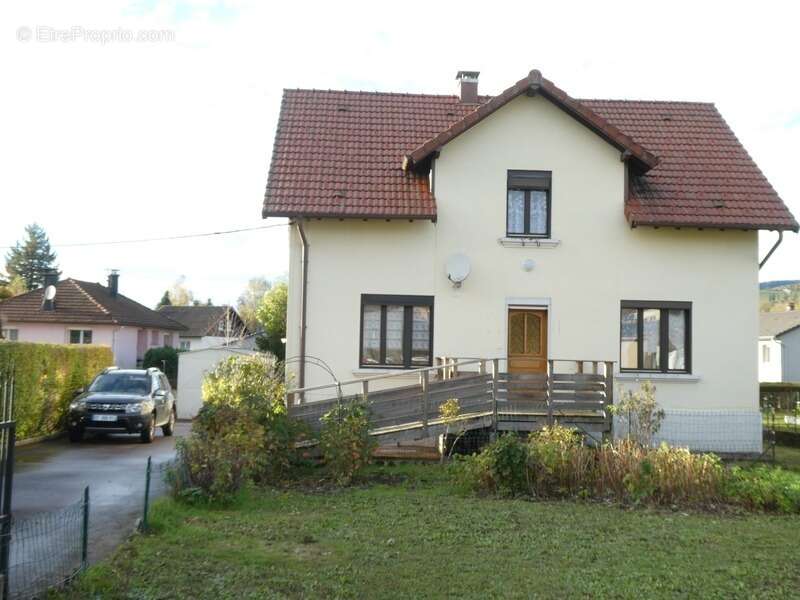 Maison à LE THILLOT