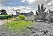 Maison à AZAY-SUR-CHER