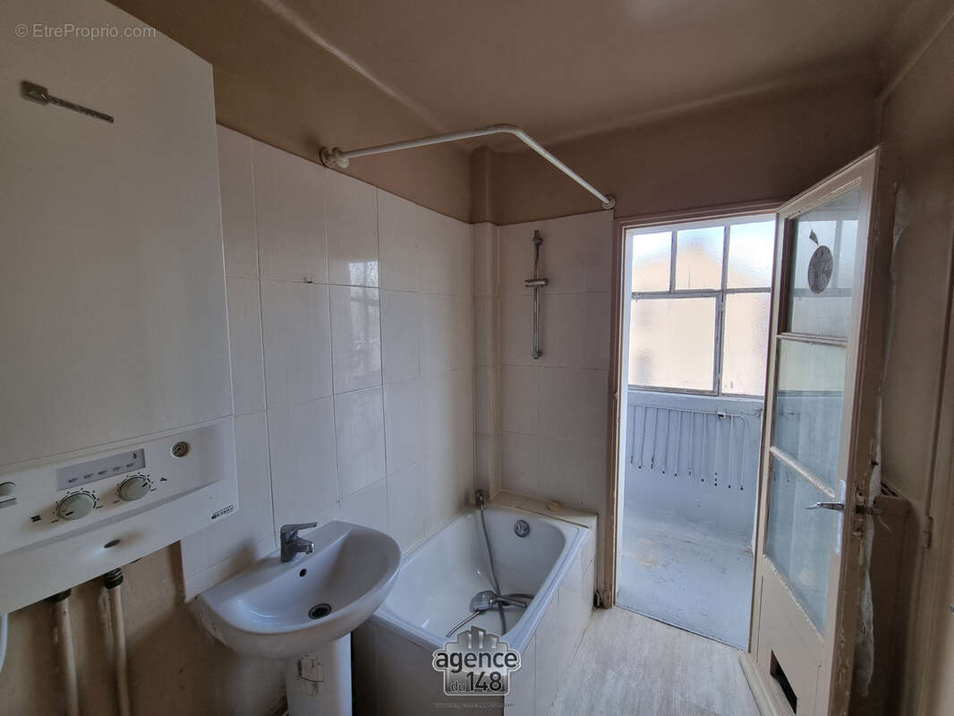 Appartement à MARSEILLE-15E