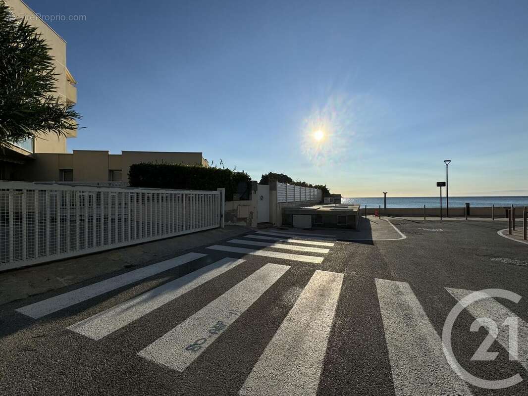 Parking à LA SEYNE-SUR-MER