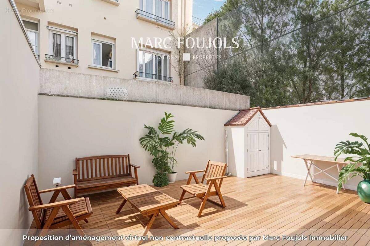 Appartement à NEUILLY-SUR-SEINE