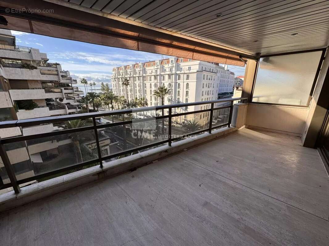 Appartement à CANNES