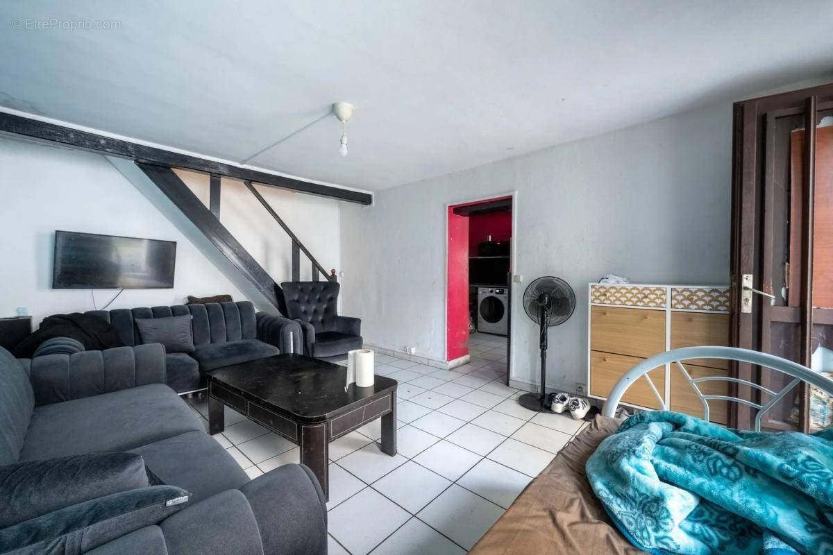 Appartement à PIERREFITTE-SUR-SEINE